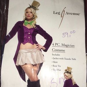 Magician woman’s costume